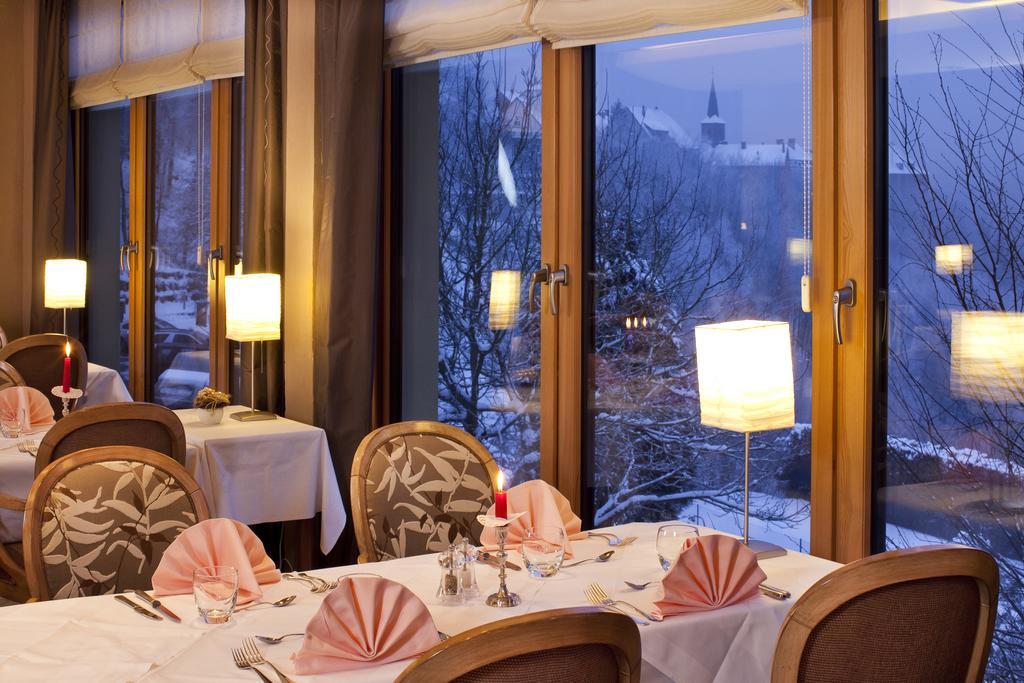 Spa Hotel Restaurant Au Lion D'Or Ла-Петіт-П'єрр Екстер'єр фото